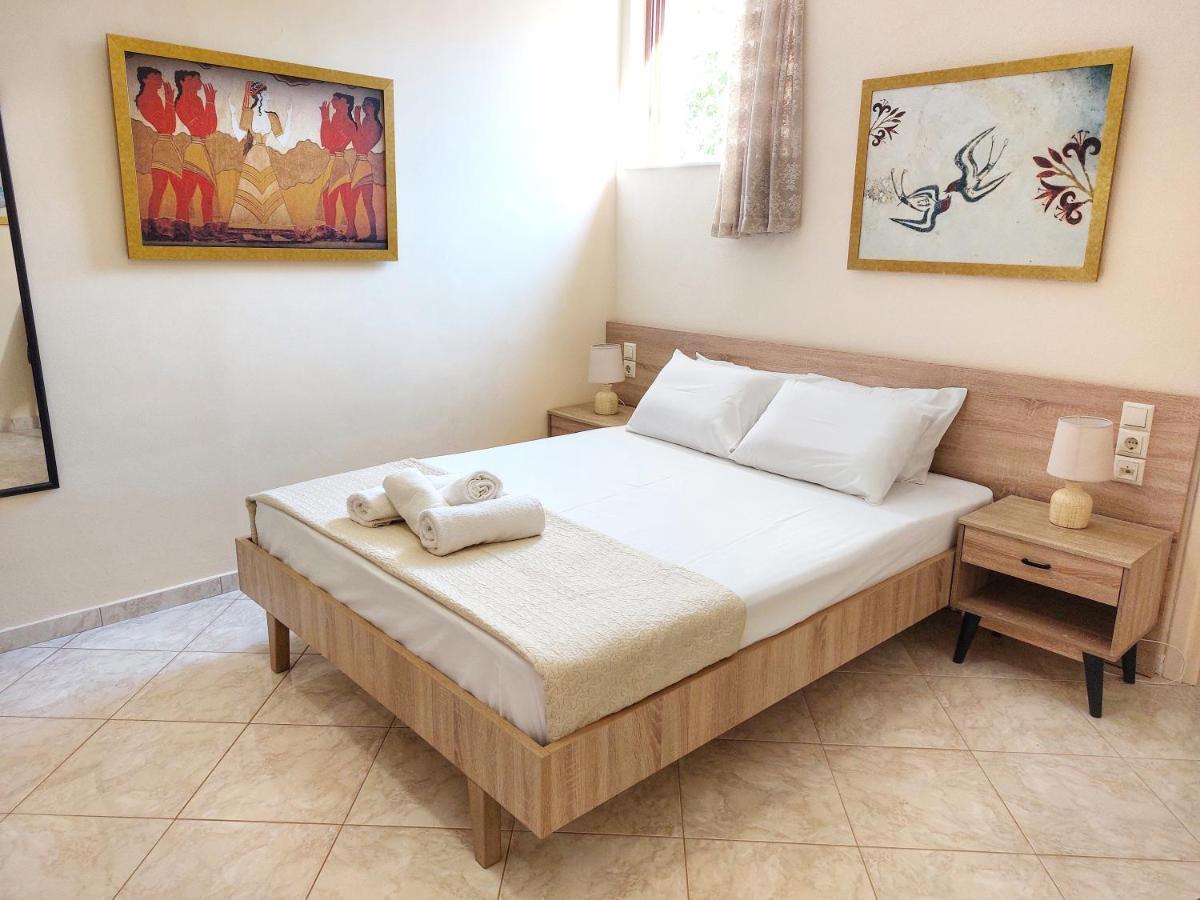 Villa Balcony, Cozy Villa With Amazing View Rodhia  Екстер'єр фото