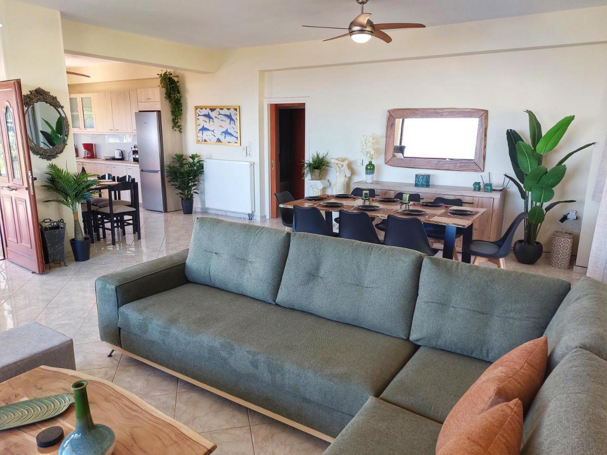 Villa Balcony, Cozy Villa With Amazing View Rodhia  Екстер'єр фото