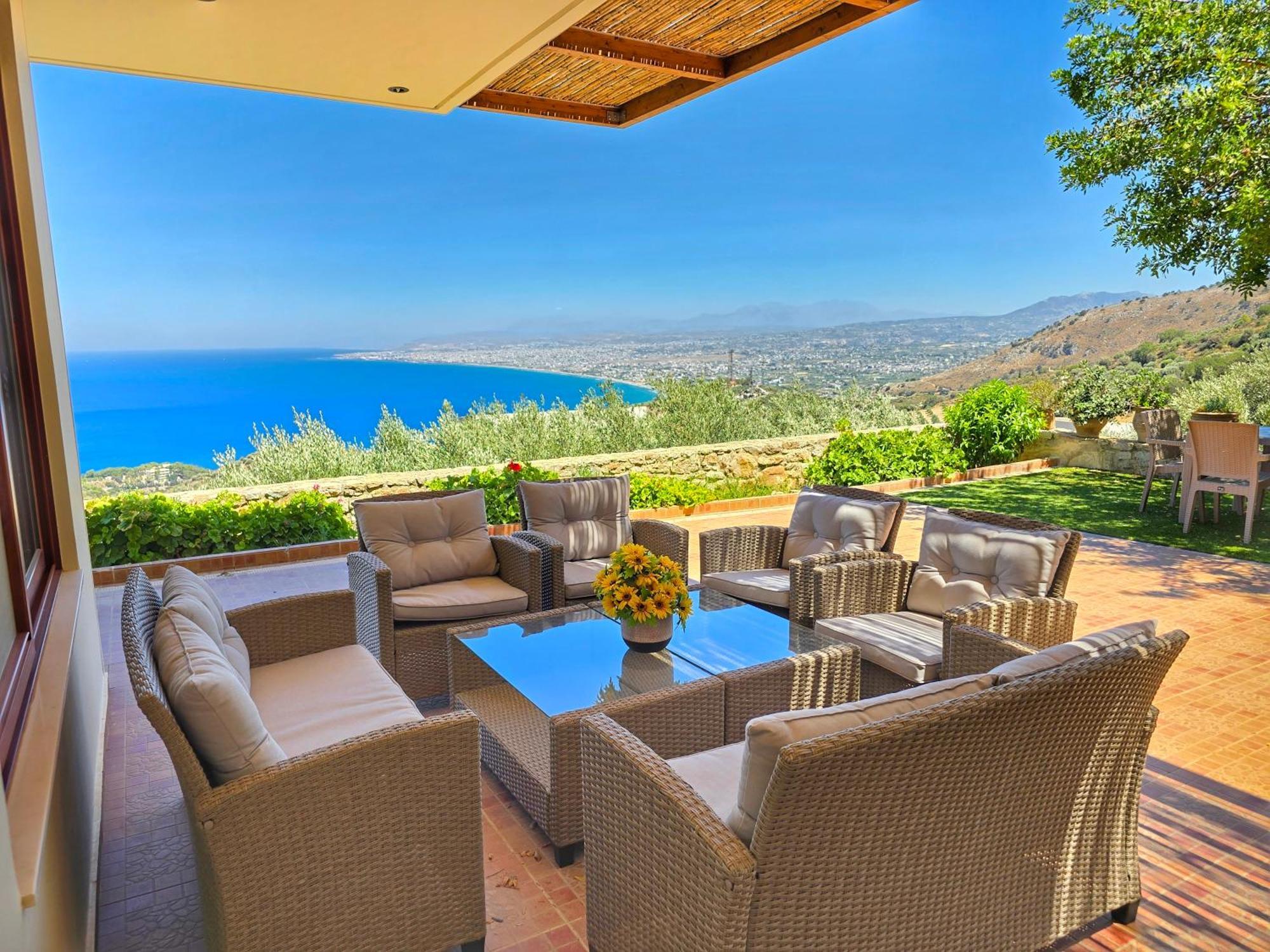 Villa Balcony, Cozy Villa With Amazing View Rodhia  Екстер'єр фото