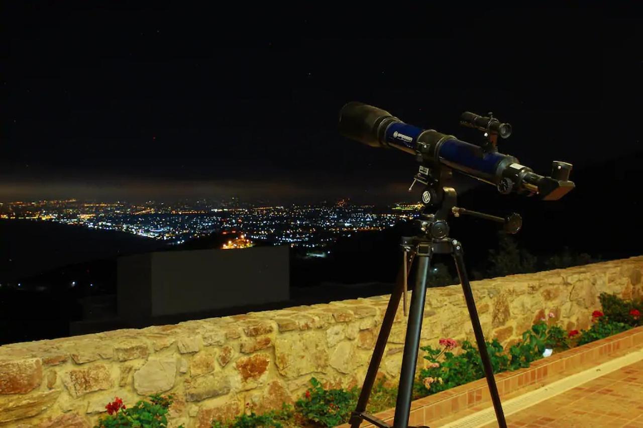 Villa Balcony, Cozy Villa With Amazing View Rodhia  Екстер'єр фото